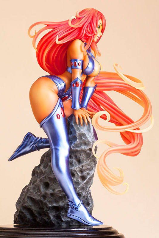 Starfire 1/7 Kotobukiya