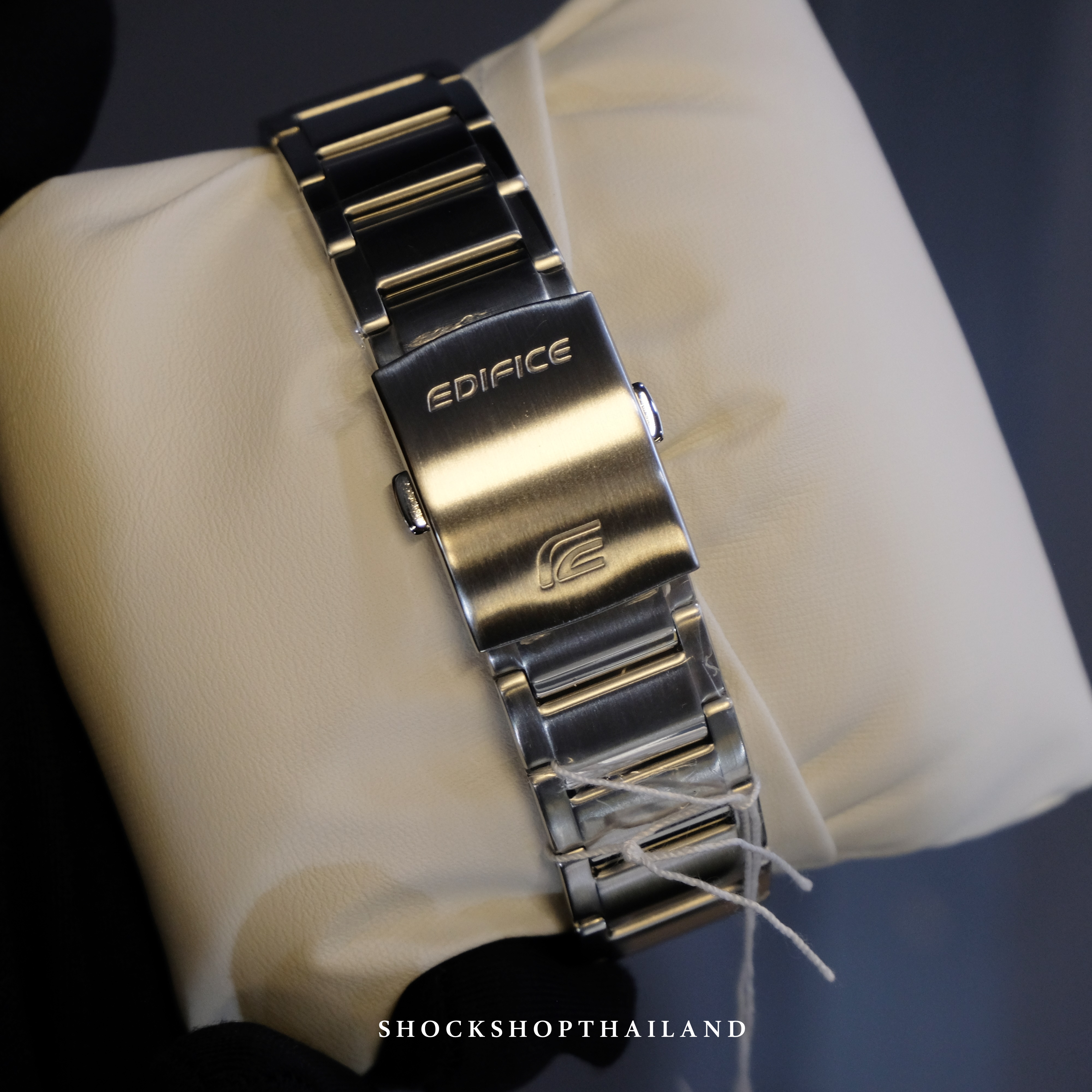 นาฬิกาผู้ชาย Casio EDIFICE รุ่น ECB-30DB-1A9 คาสิโอ