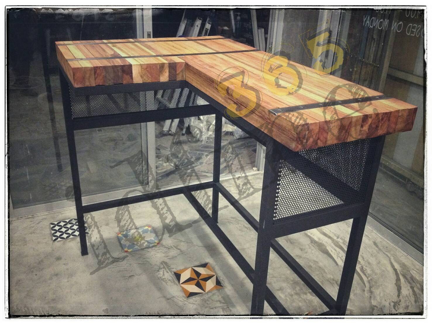 โต๊ะบาร์รูปตัวแอลสไตล์ลอฟท์ คุณภาพดี ราคาถูกใจ