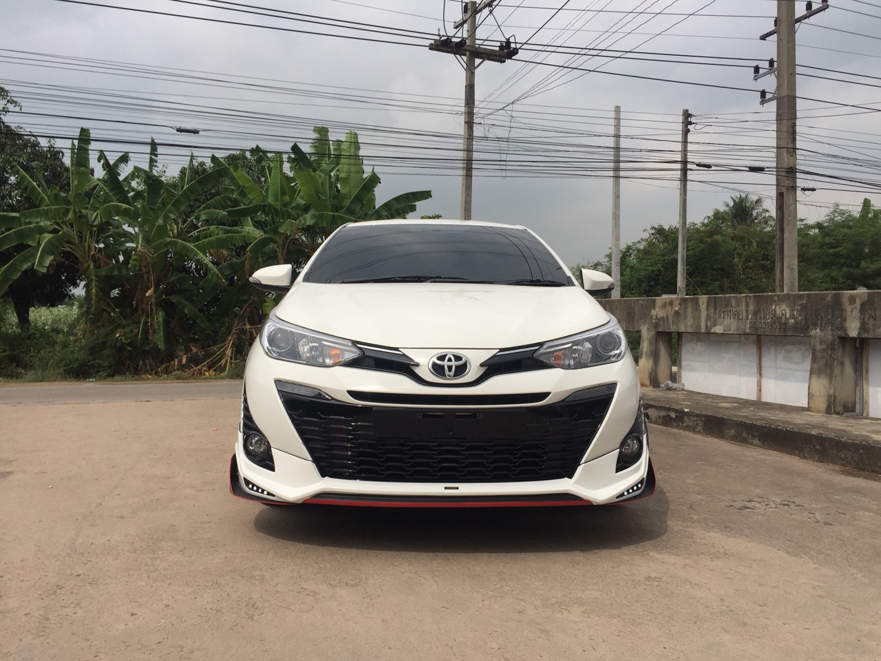 ชุดแต่ง Toyota Yaris 2017 5D By BK LED