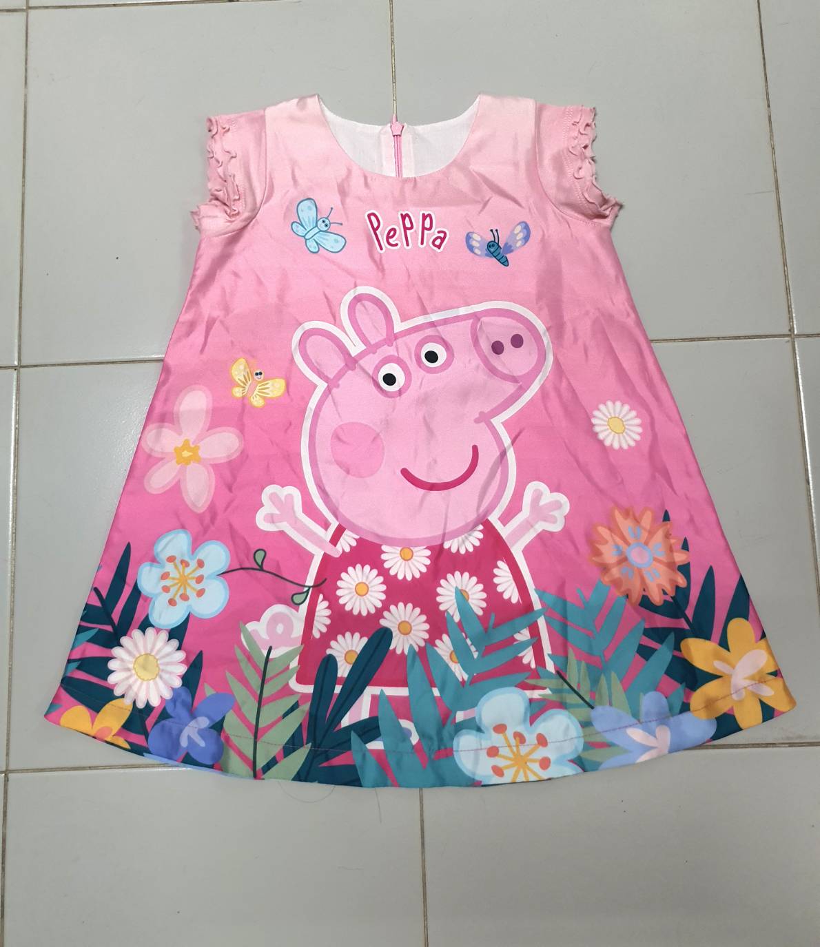 ชุด Peppa by Cha-Lom Size XL 5Y มือสองเหมือนใหม่ ขออภัยไม่ได้รีด