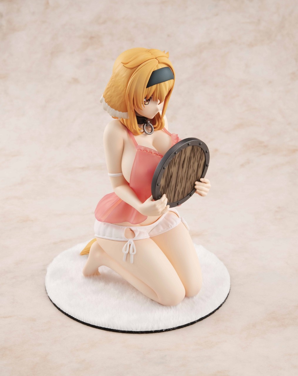 Harem in the Labyrinth of Another World - Roxanne