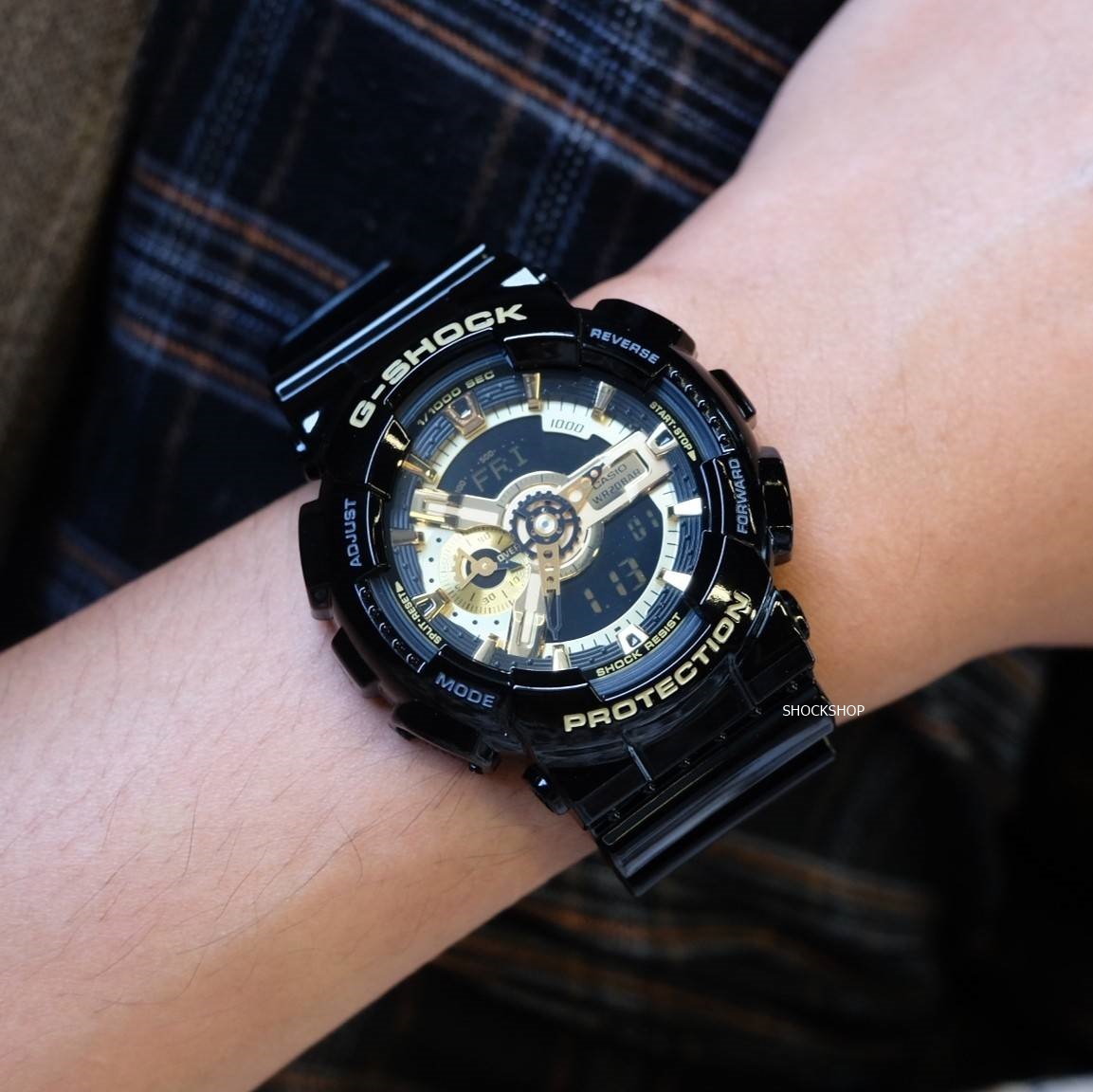 นาฬิกาผู้ชาย Casio G-Shock ดำทอง รุ่นยอดฮิต GA-110GB-1A จีช็อค