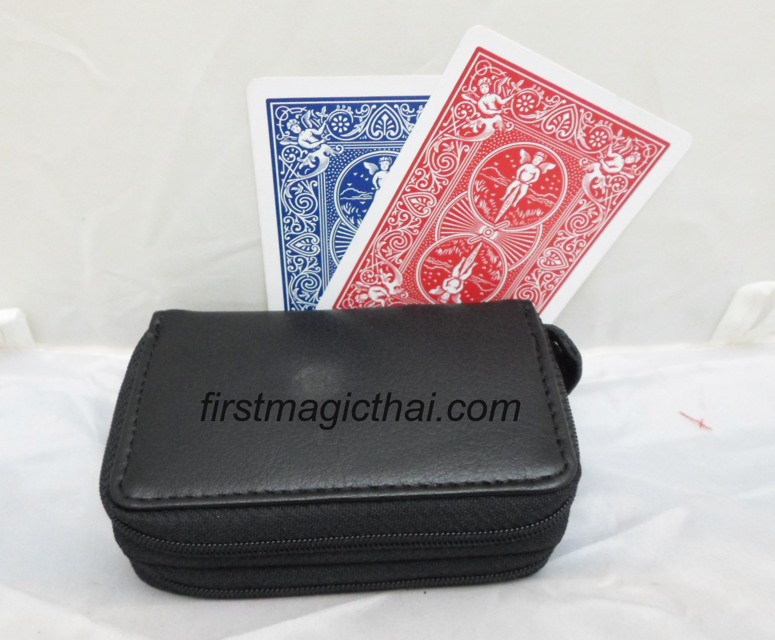 กระเป๋ากุญแจ (เสกกุญแจหายมาอยู่ในกระเป๋า)