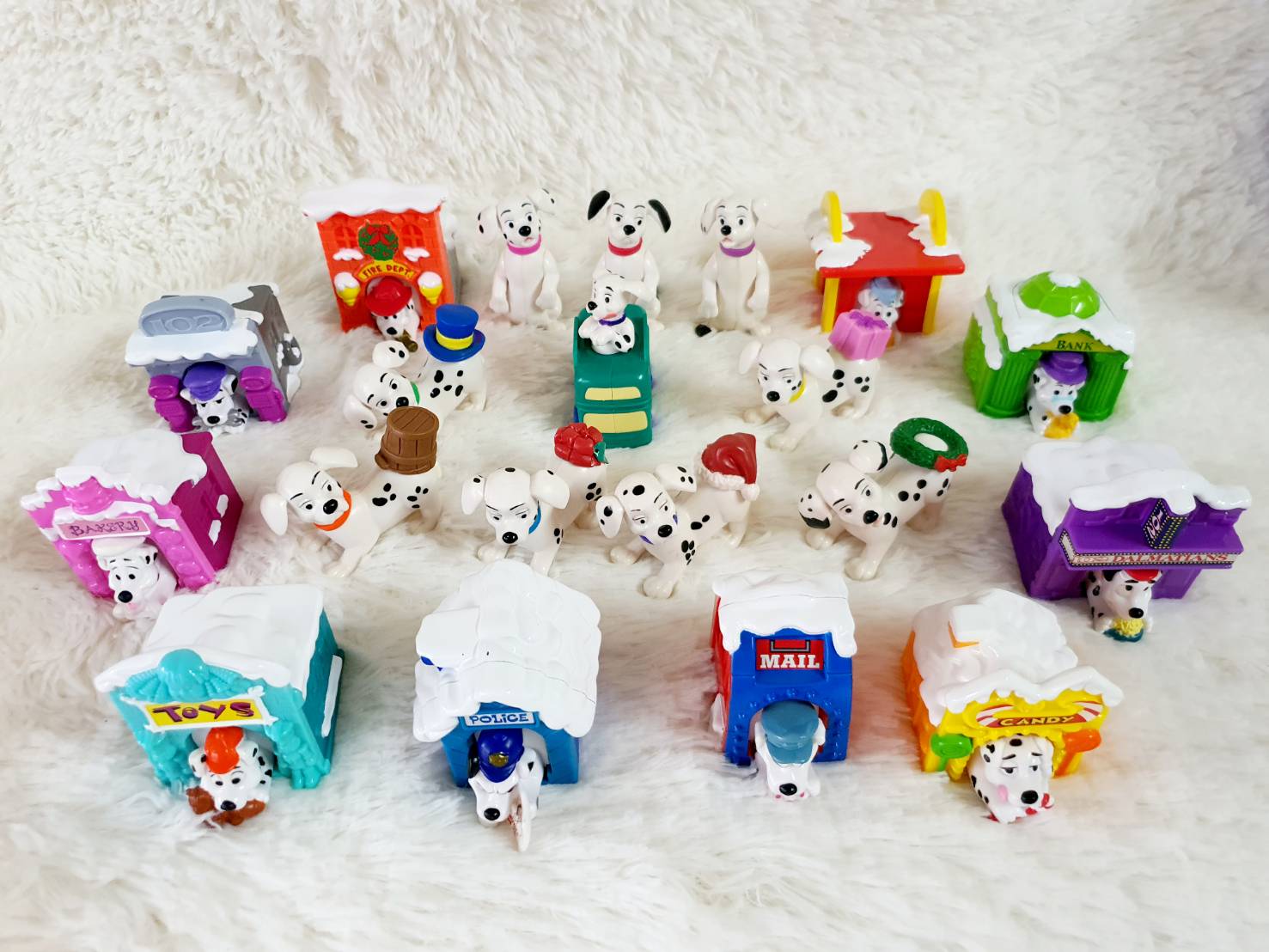 20 ชิ้น ของสะสม McDonald's ชุด Dalmatian 101 มือสอง สภาพสมบูรณ์ ไม่มีตำหนิ