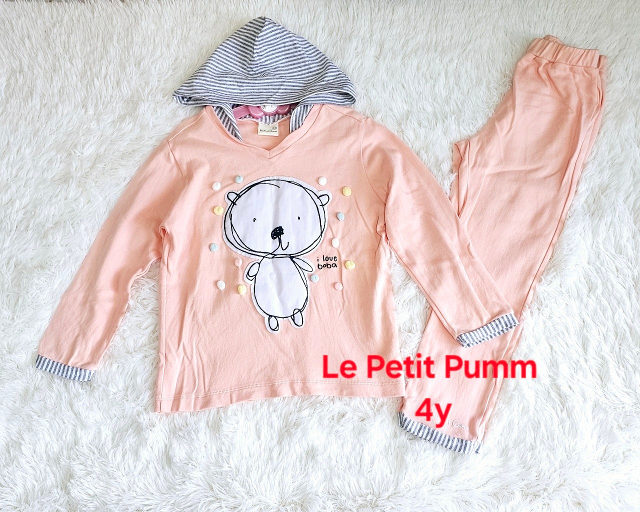 Le Petit Pumm ไซส์ 4Y เสื้อแขนยาว กางเกงขายาว มีฮู้ด by ChaLom มือสอง เหมือนใหม่ ไม่มีตำหนิ