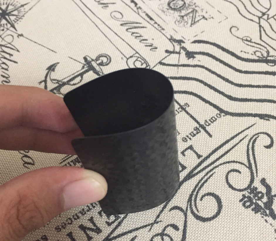 ไพ่พลาสติก สีดำ หลังเพร็ช + กล่องไม้