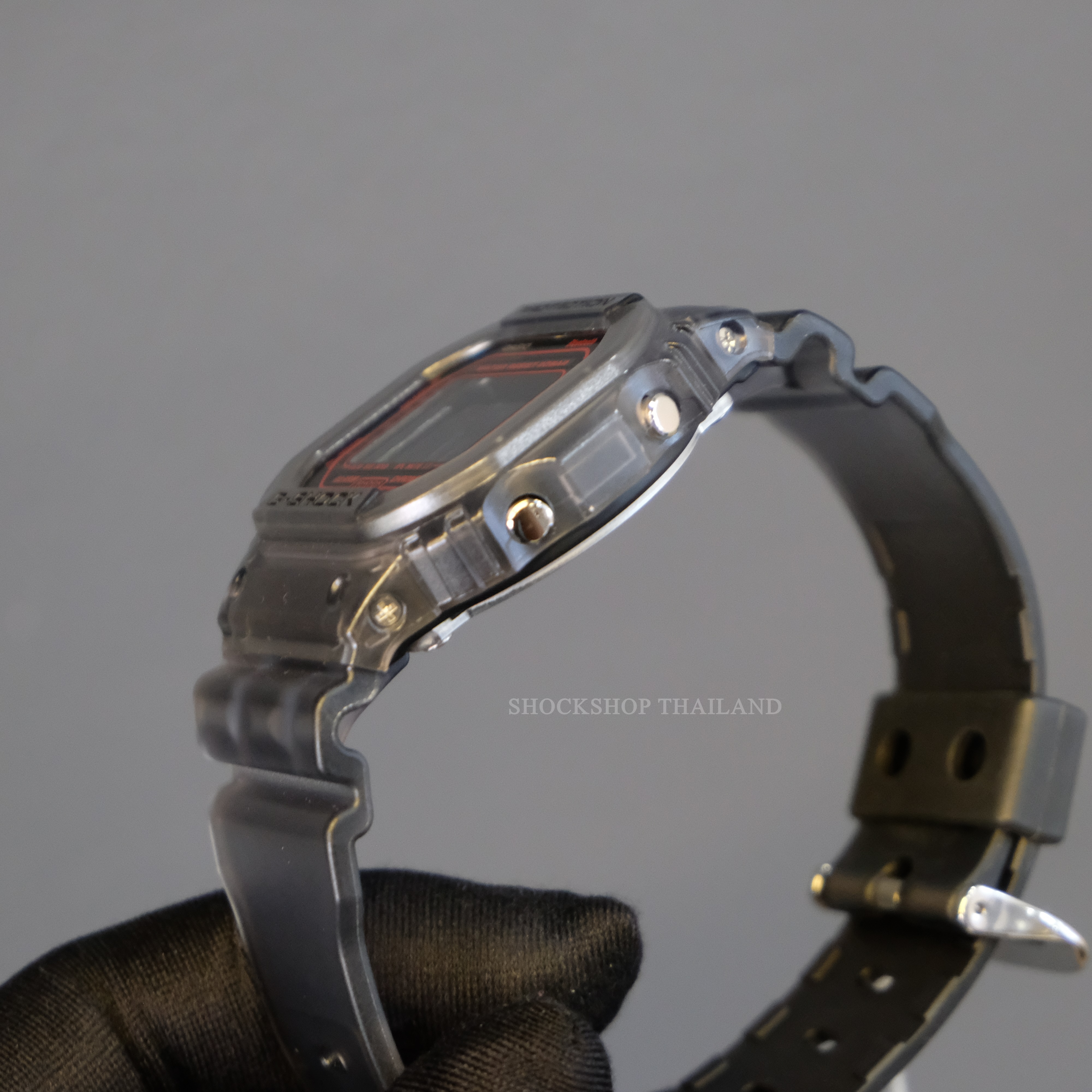 นาฬิกาผู้ชาย G-Shock รุ่น DW-B5600G-1 ซีรีส์ 5600 จีช็อค