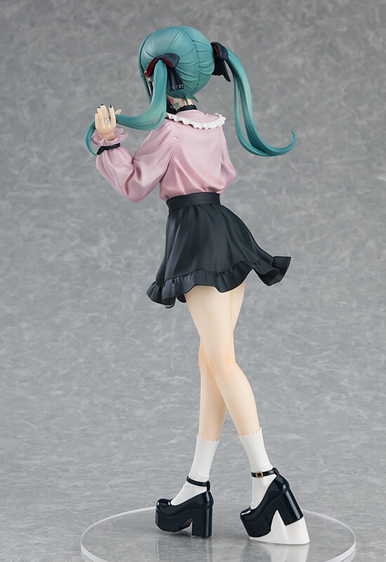 Pop Up Parade Hatsune Miku The Vampire Ver. L (Re-run)