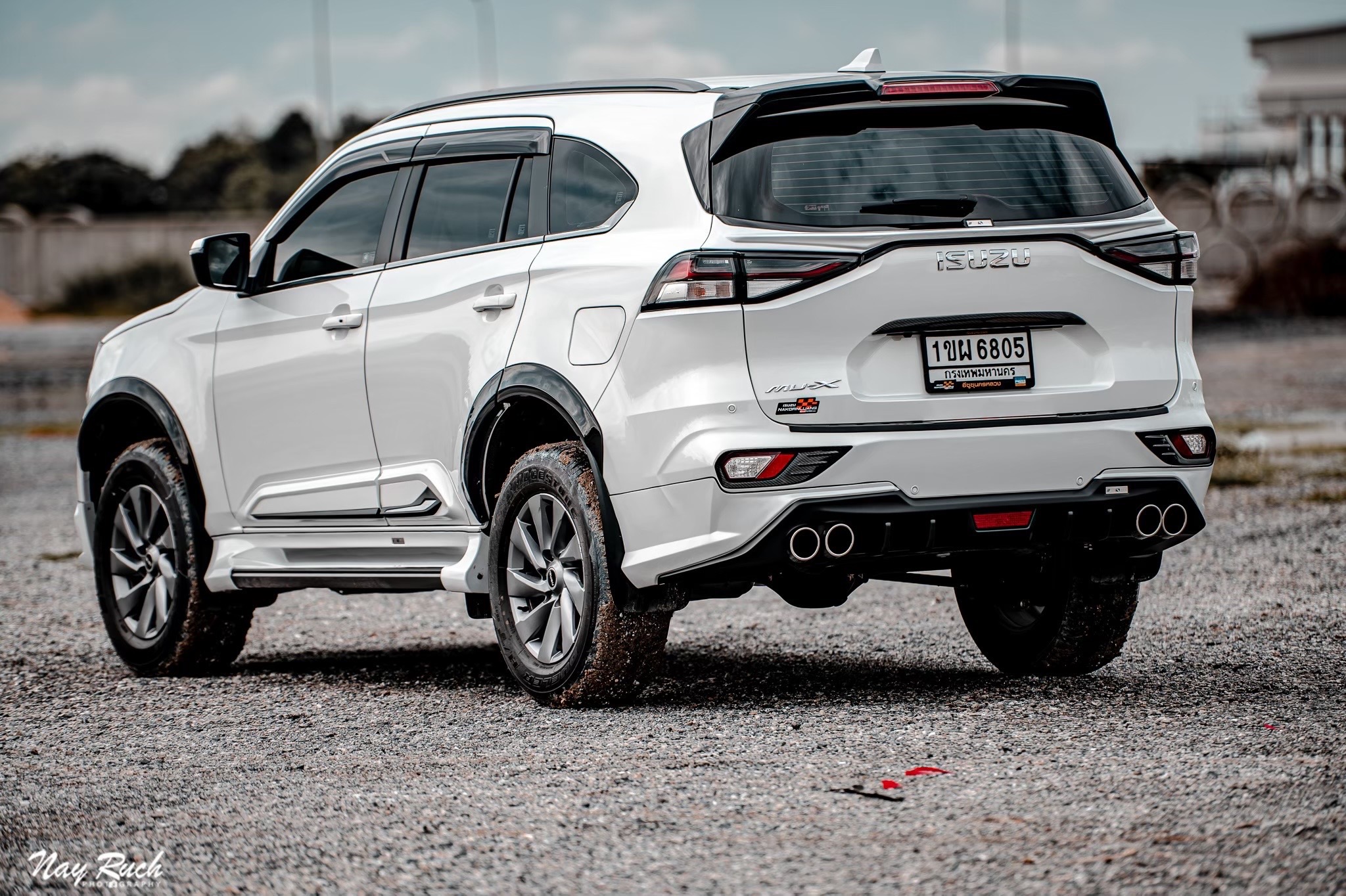 ชุดแต่ง Isuzu Mu-X 2021 By Masato M1