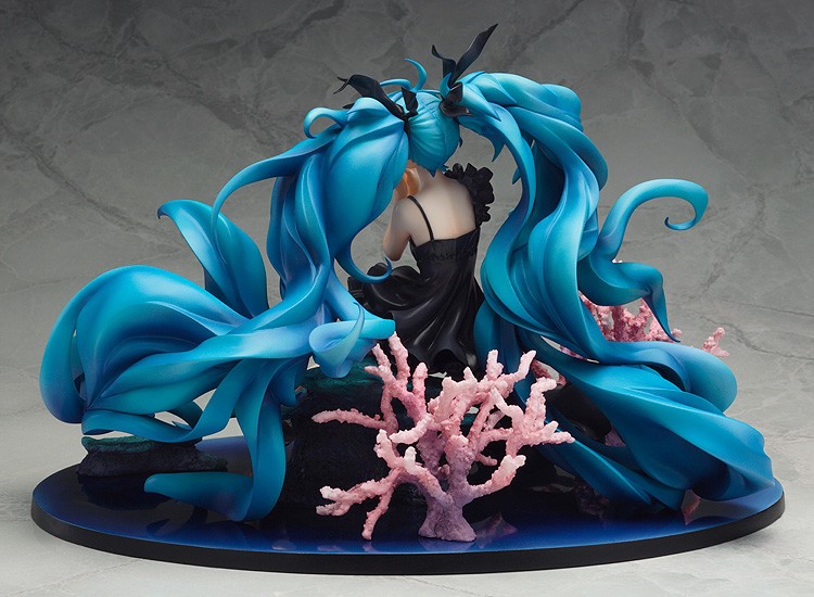 Hatsune Miku Deep Sea Girl ver. (2nd re-run)