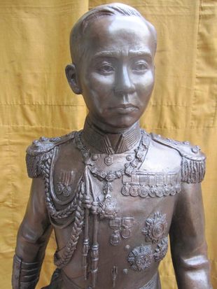 พระบรมรูป กรมหลวงชุมพรฯ สูง 140 ซม.