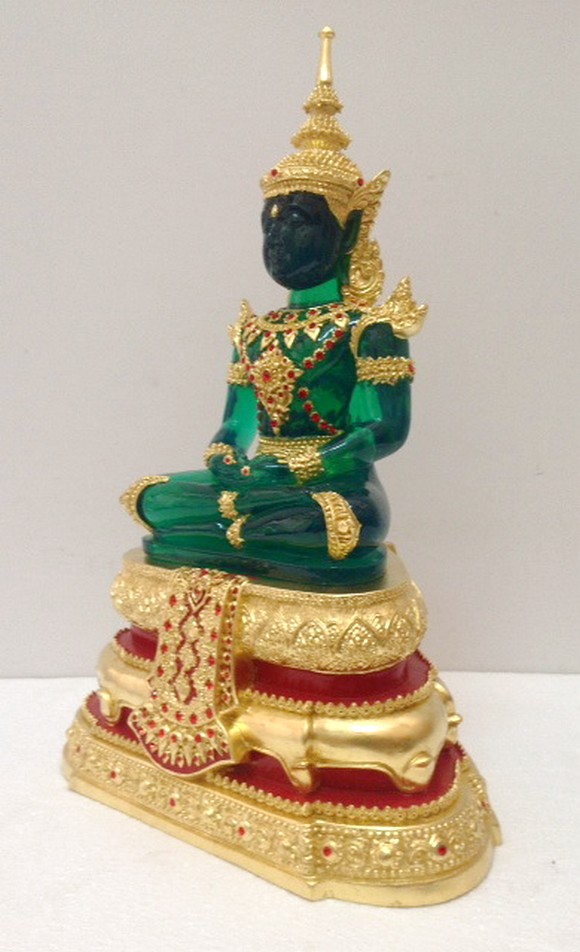 พระแก้วมรกต 9 นิ้ว ชุดฤดูร้อน ปิดทองแท้