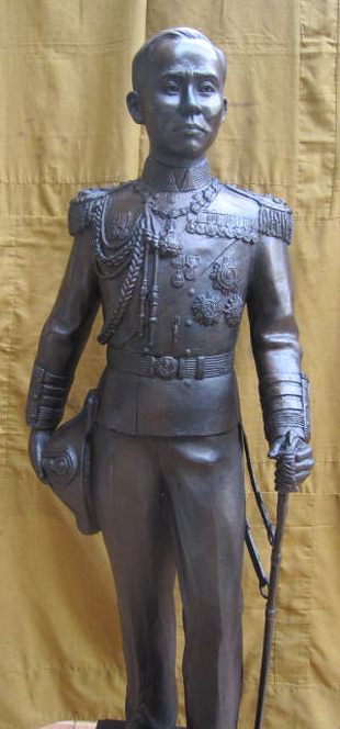 พระบรมรูป กรมหลวงชุมพรฯ สูง 140 ซม.