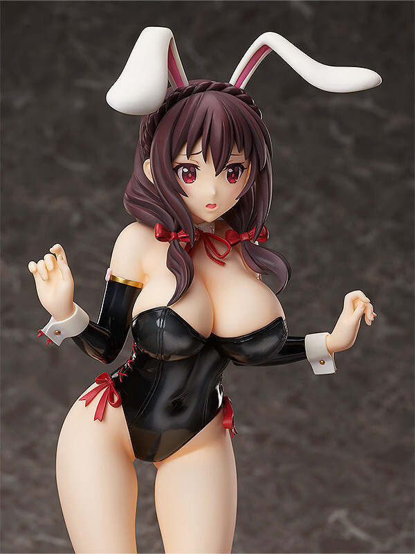 Yunyun Bare Leg Bunny Ver.