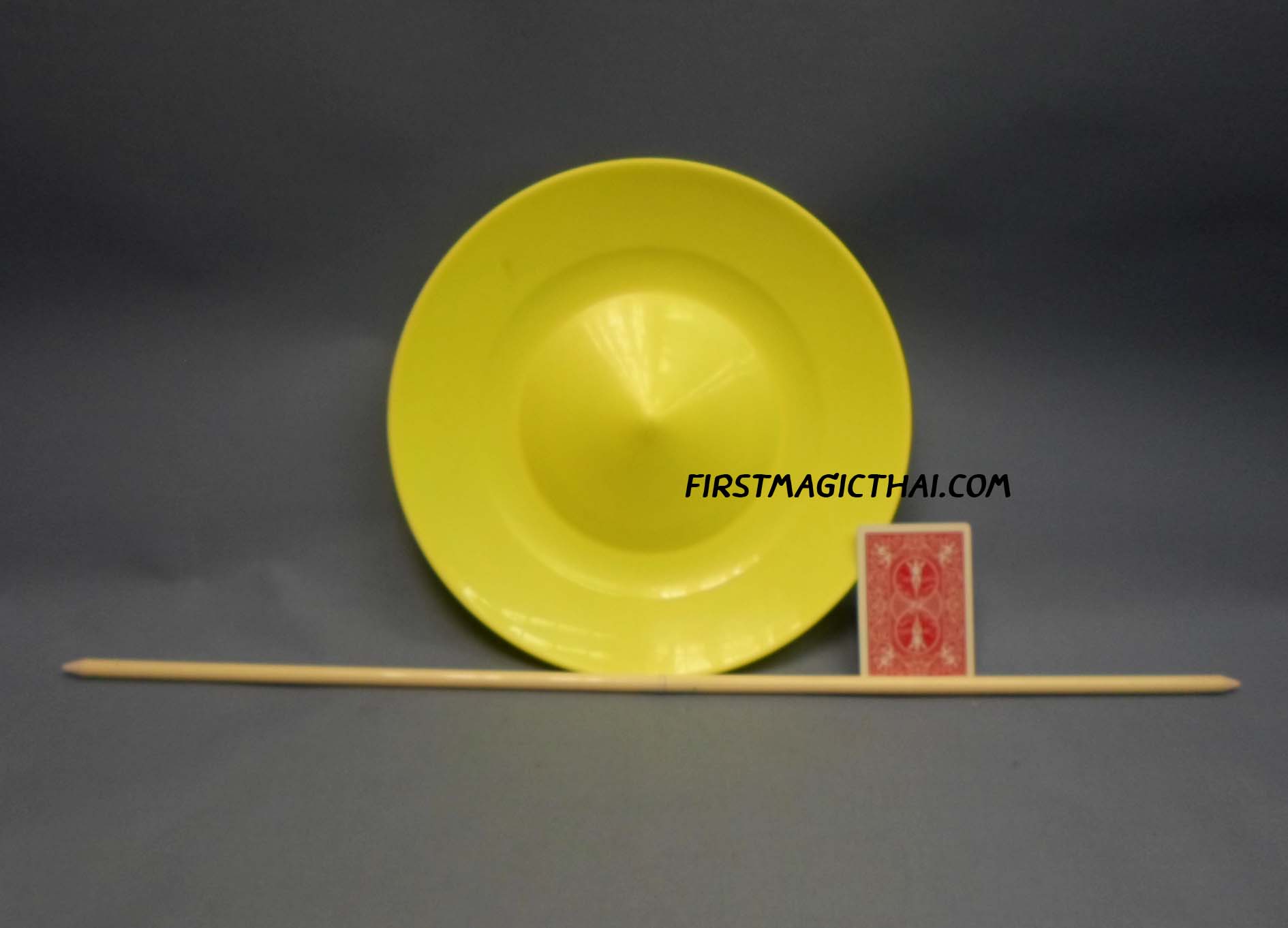 จานกายกรรม สีเหลือง / Plate spinning
