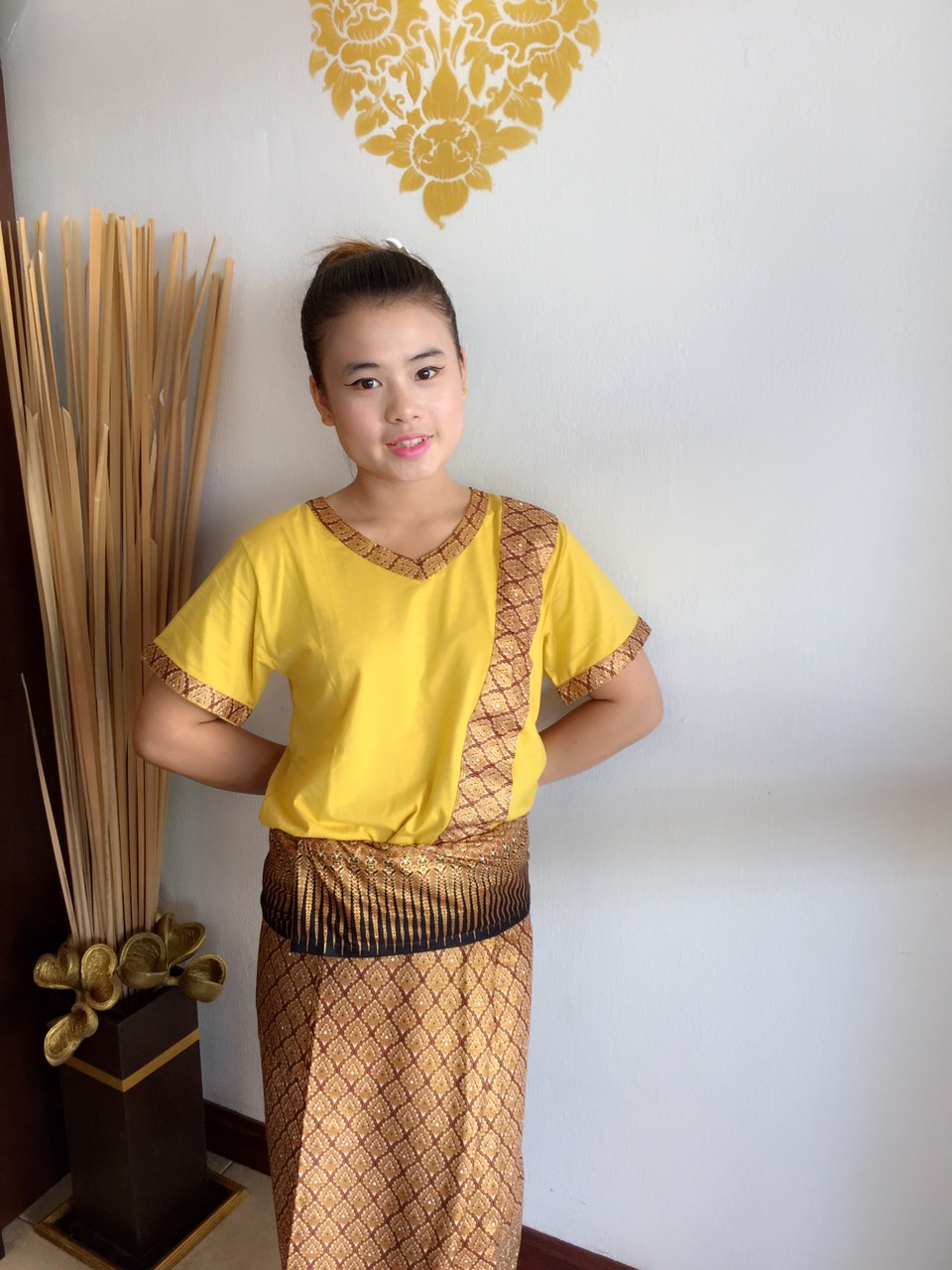 ชุดพนักงานนวด