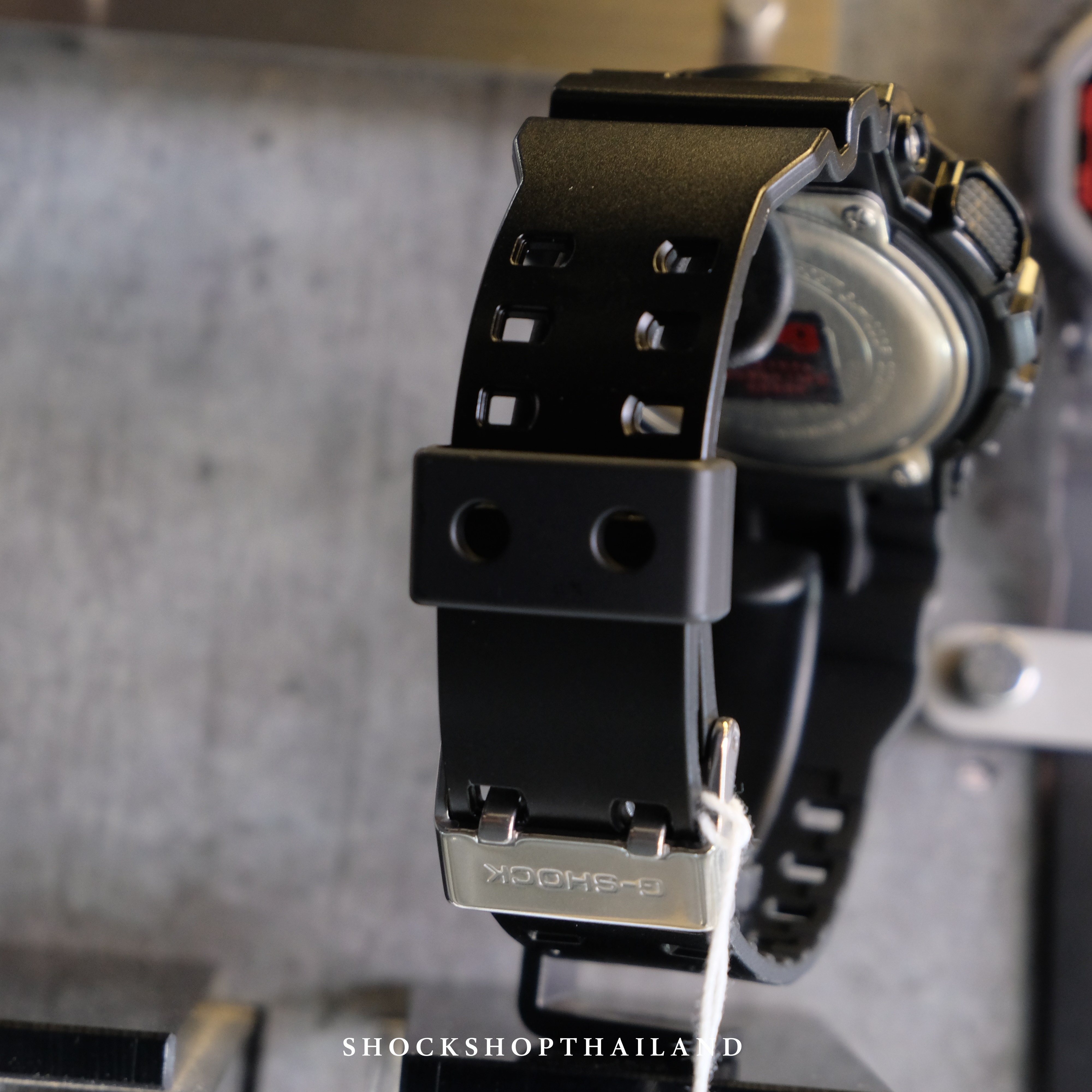 นาฬิกา G-Shock หน้าปัดลายพราง รุ่น GA-100CF-1A9 จีช็อค