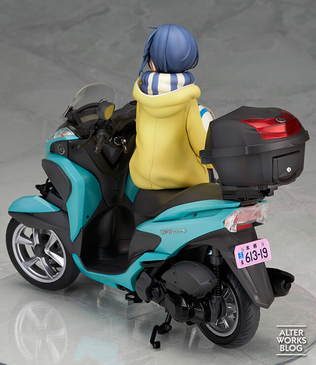 Yurucamp - Shima Rin with Three-wheel Scooter