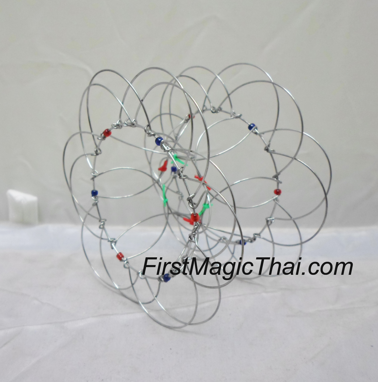 ห่วงลวดพิศวงค์ (ใหญ่)