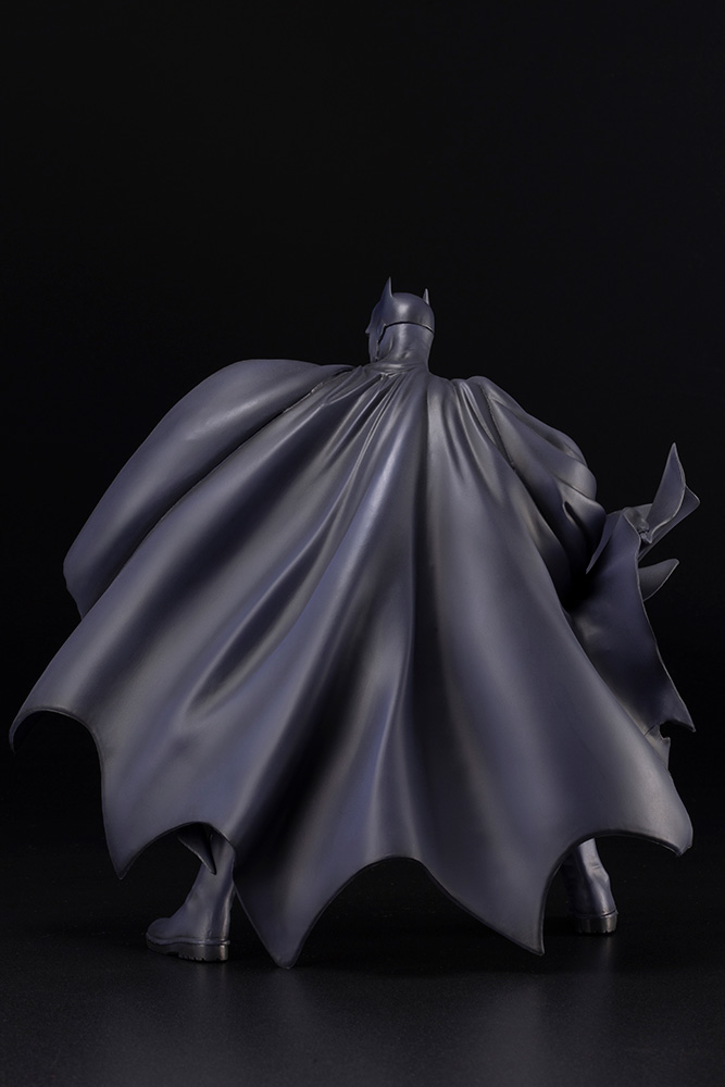 BATMAN HUSH DC COMICS ARTFX STATUE (Renewal Package)