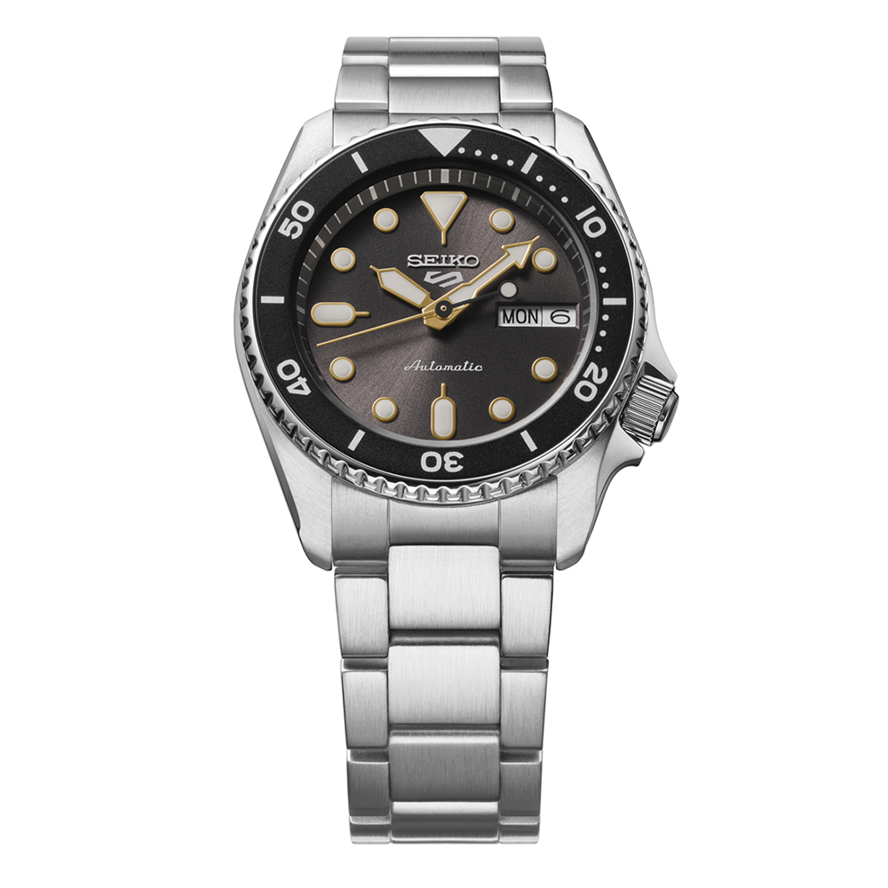 นาฬิกาข้อมือ Seiko 5 Sports SKX New size Collection รุ่น SRPL79K ไซโก