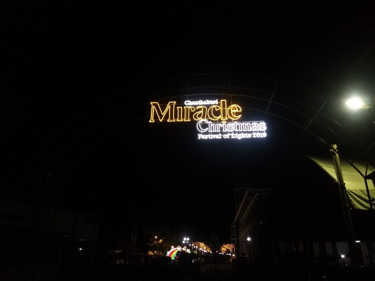 ป้ายอะคริลิคใส ติดไฟ Flex LED - Chanthaburi Miracle Christmas Festival of Lights 2019