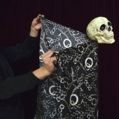 กะโหลกลอย / Floating Skull