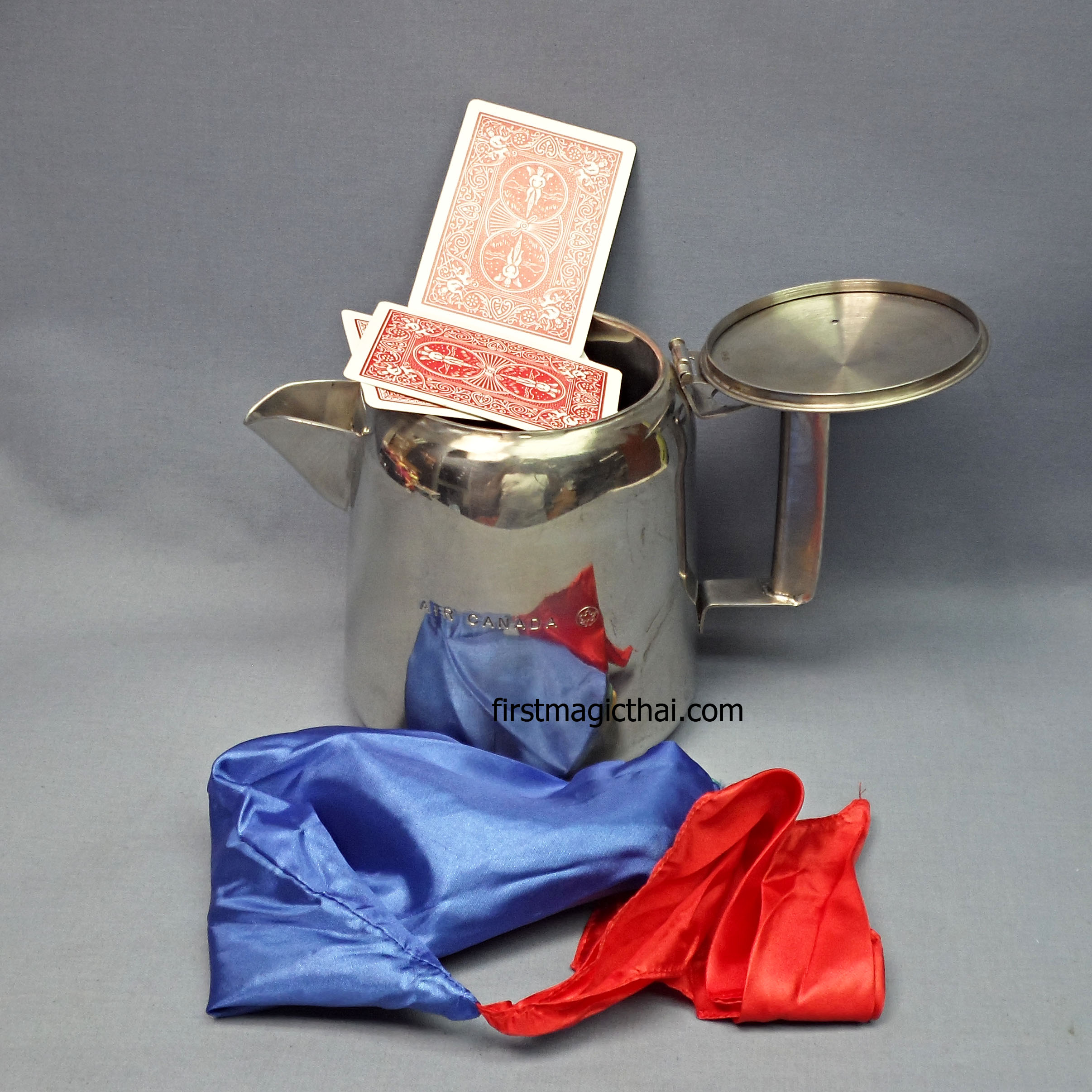 กาน้ำเสกผ้า และ ดอกไม้ / TEA KETTLE