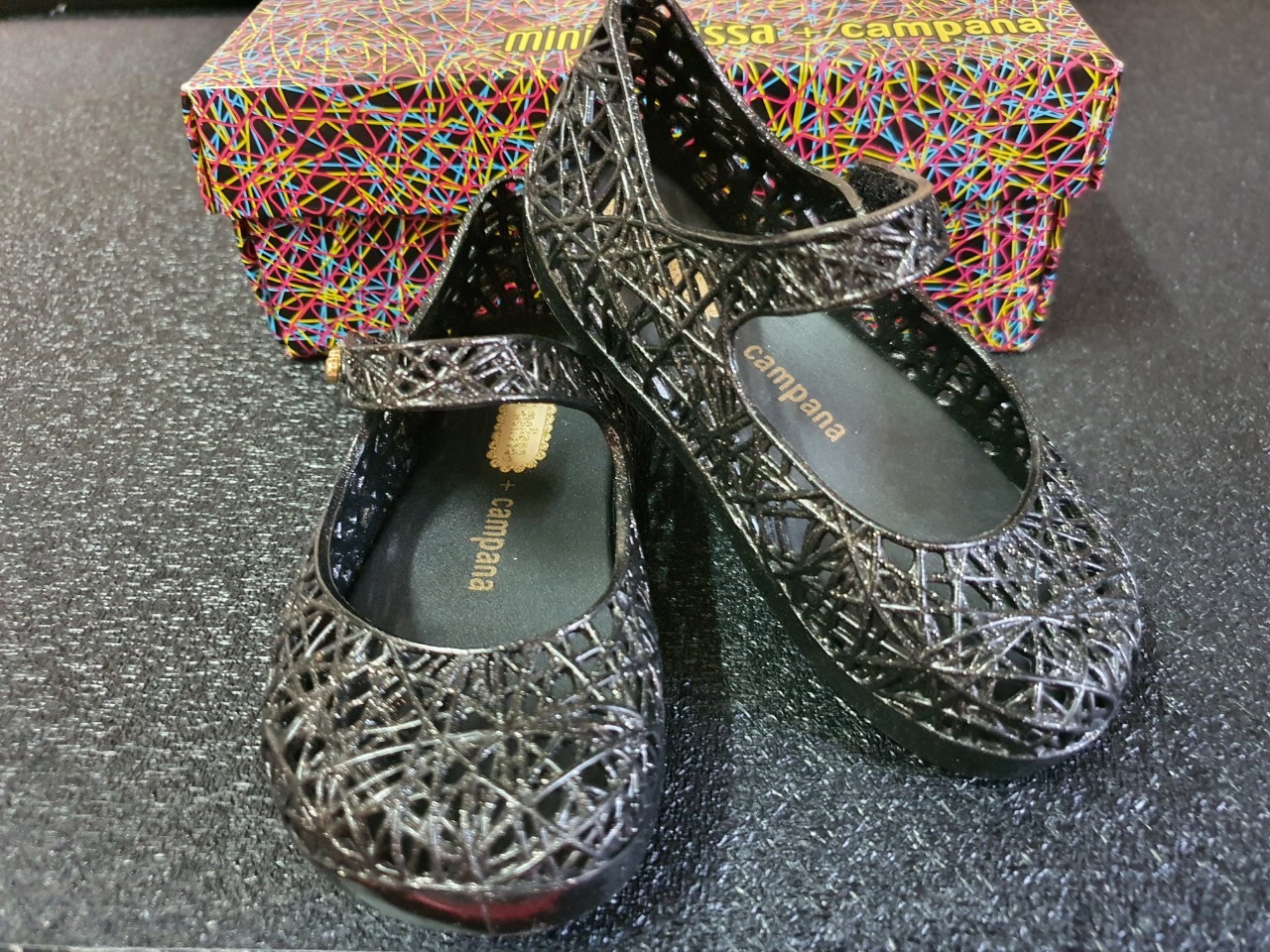 รองเท้าเด็ก Mini Melissa รังนก Black ไซส์ 13 cm. เบอร์ 7 สภาพใหม่ ไม่ผ่านการใช้งาน
