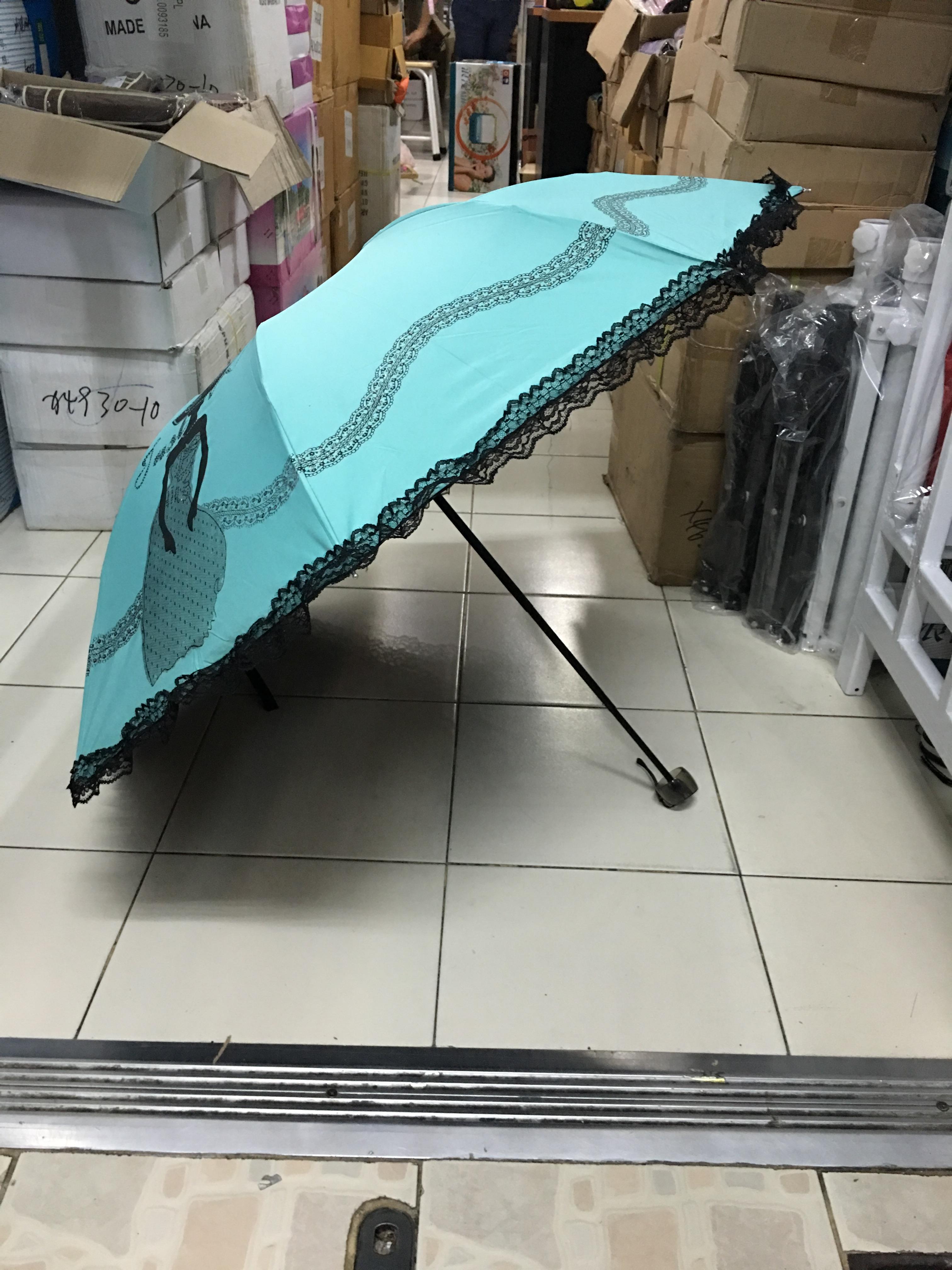 ร่มโค้งแฟชั่นมีระบาย รหัส8009