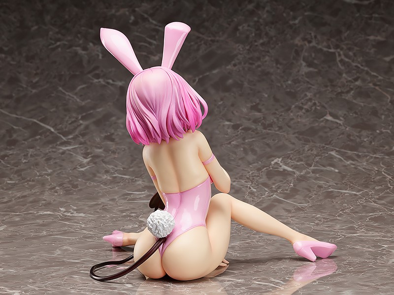 Momo Belia Deviluke Bare Leg Bunny Ver
