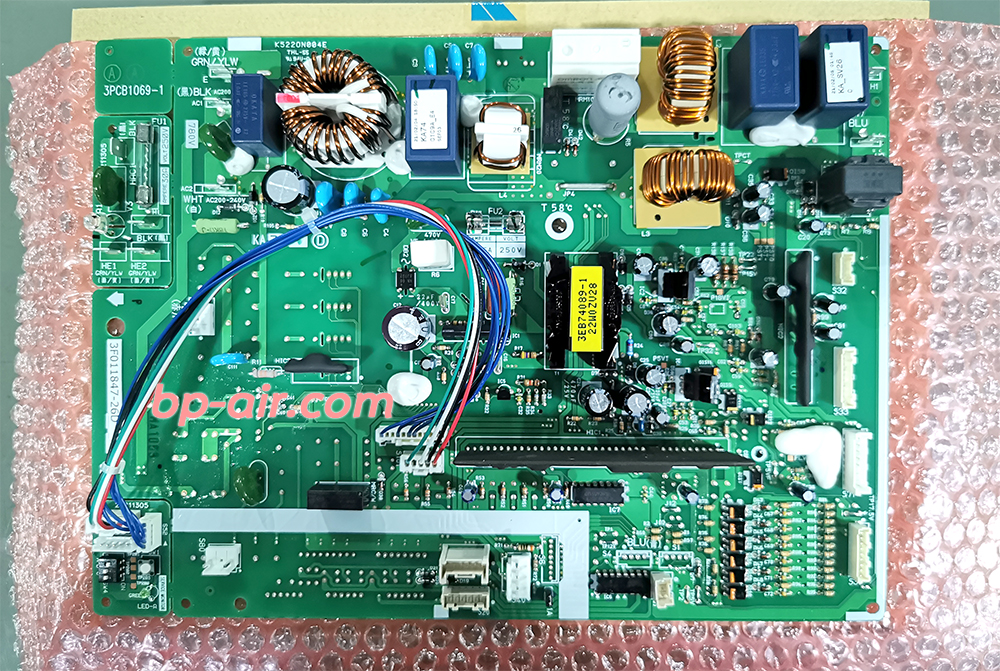 แผงบอร์ดคอยล์ร้อน DAIKIN RKD18FV2S