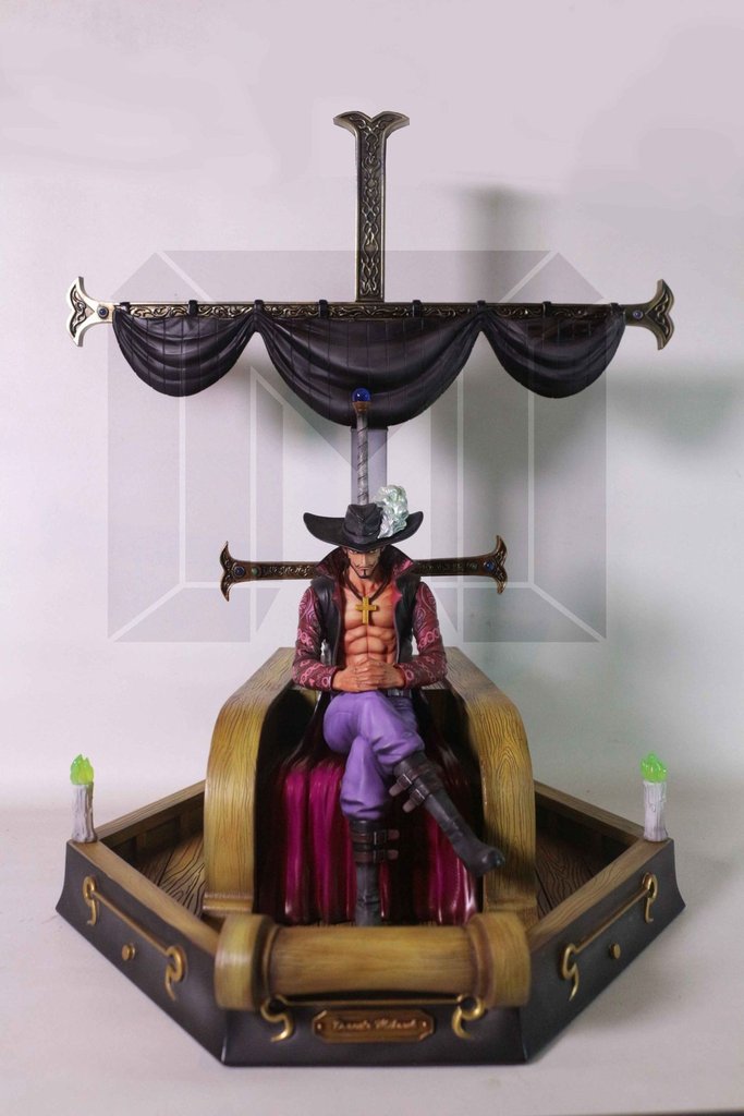 Dracule Mihawk Resin Statue