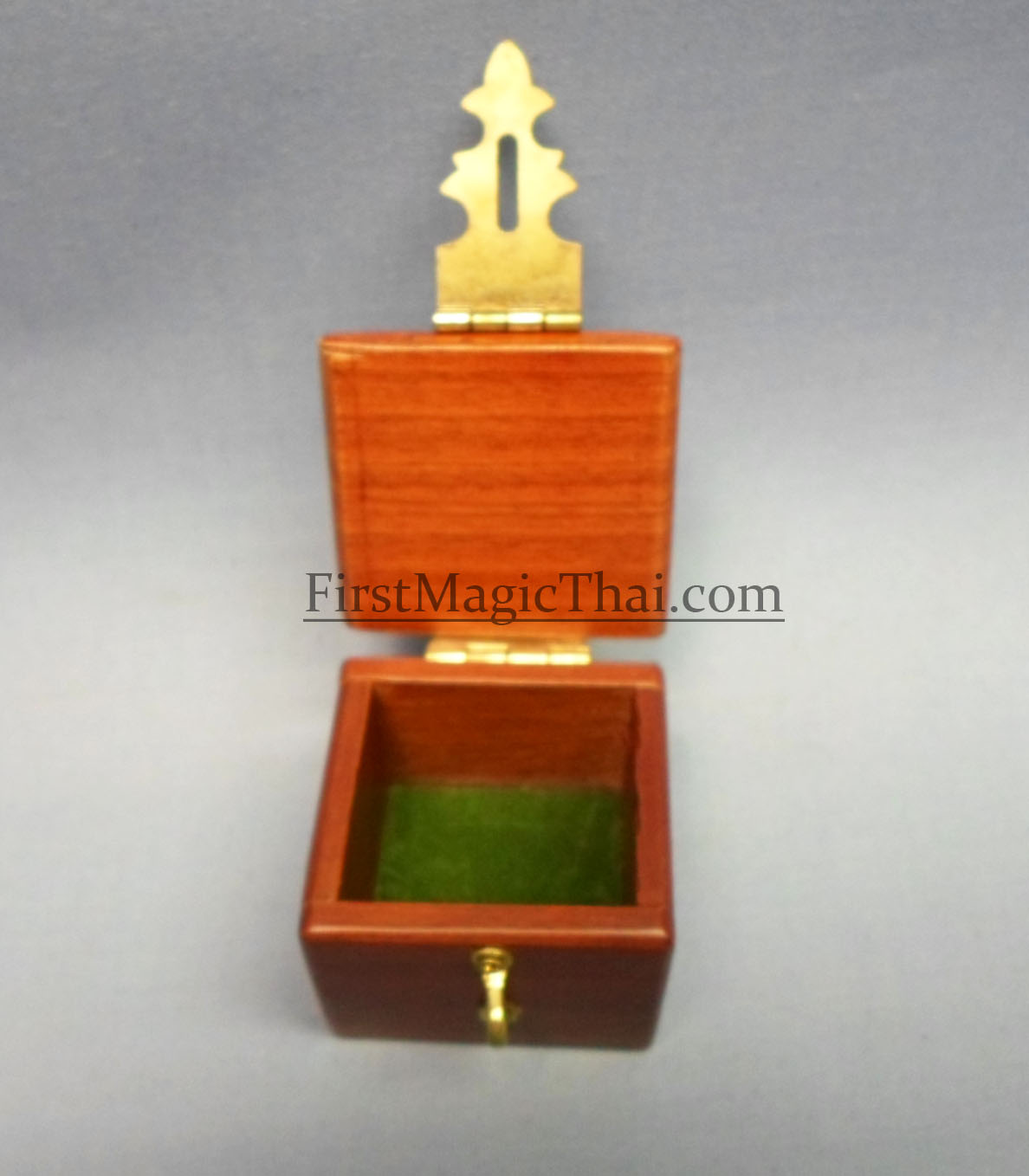 เสกของหายเข้าไปในกล่องไม้ (Quarter-Go Box)