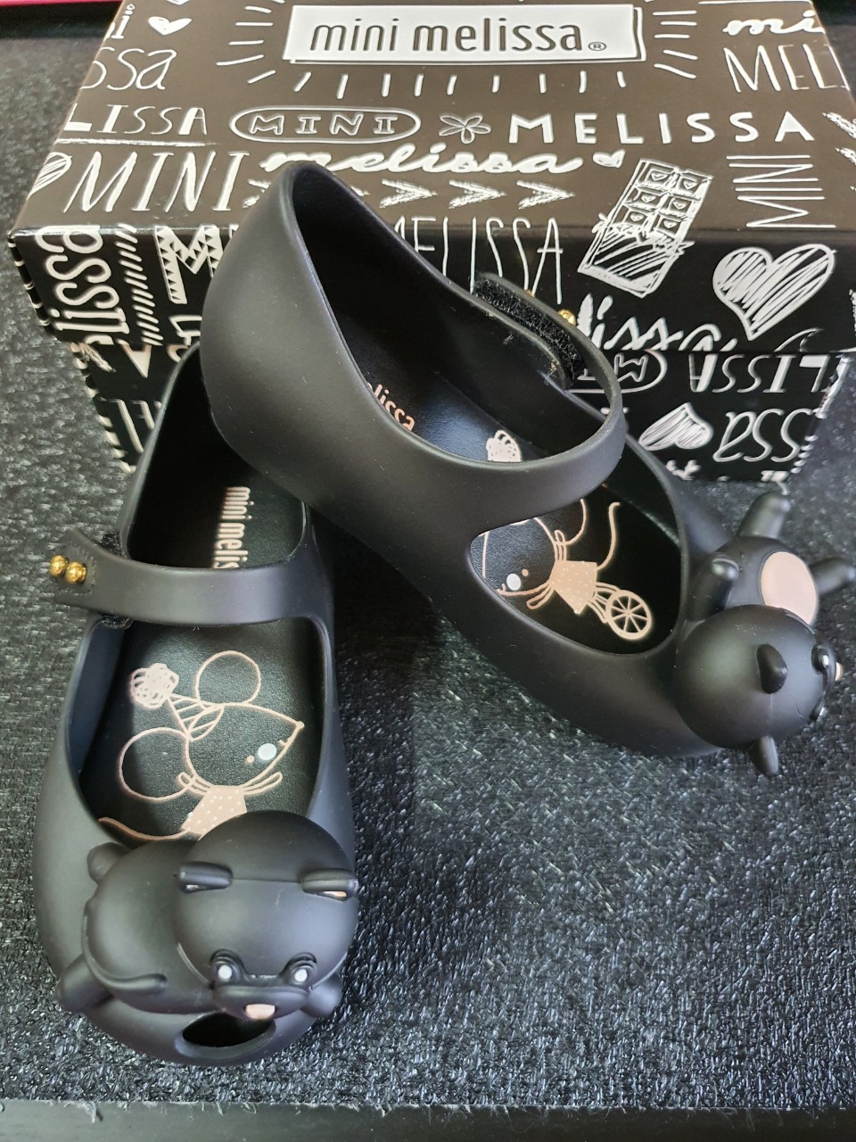 รองเท้า Mini Melissa สีดำ ไซส์ 13.5 cm. เบอร์ 7 สภาพใหม่ ไม่ผ่านการใช้งาน