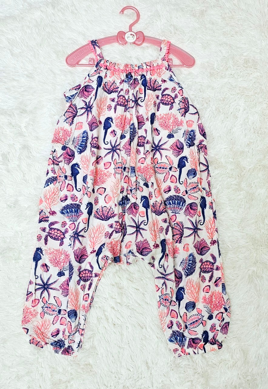 เอี๊ยม Next ไซส์ 1.5-2 ปี (เสื้อผ้านำเข้าจากอังกฤษ) มือสอง เหมือนใหม่ ไม่มีตำหนิ