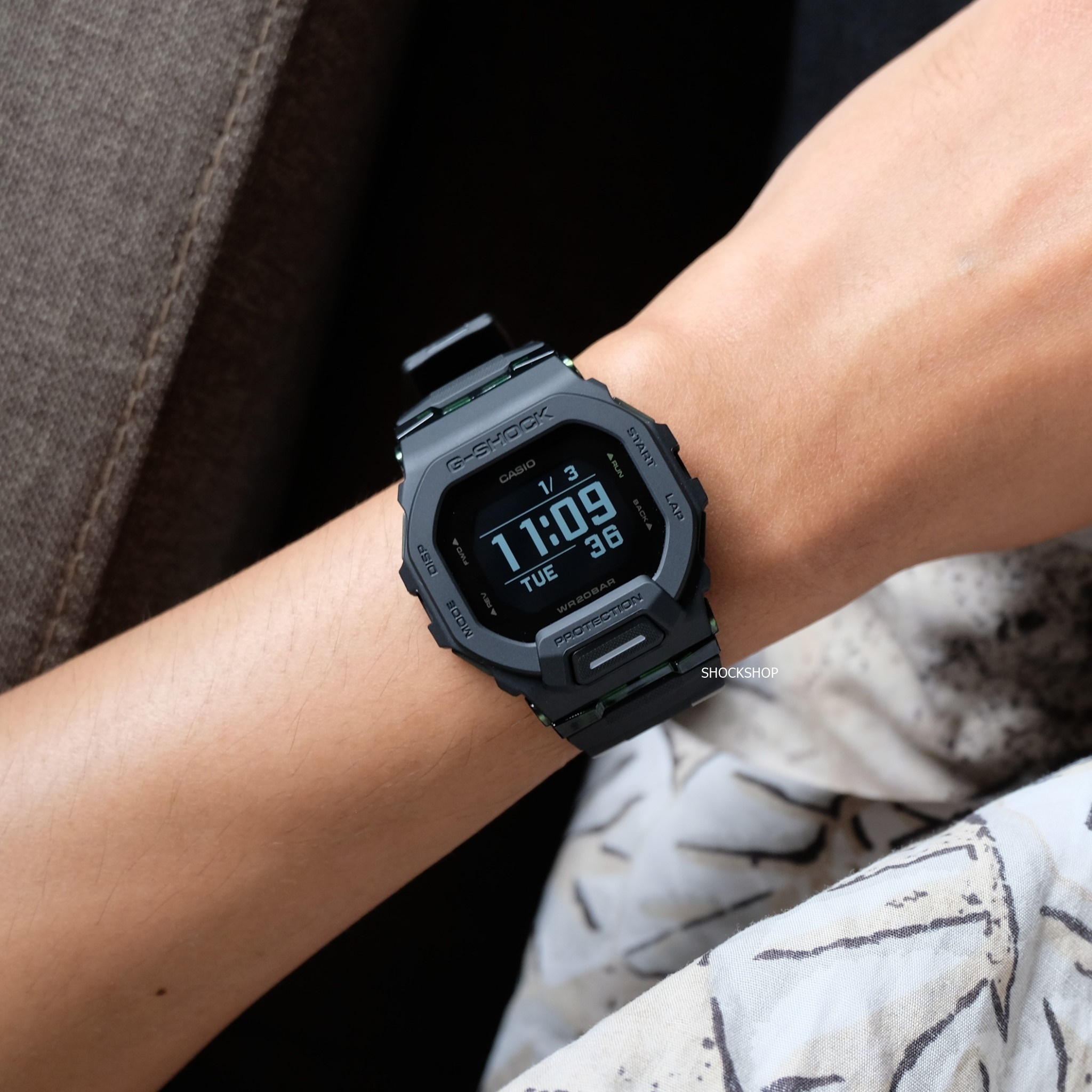 นาฬิกาผู้ชาย G-Shock รุ่น GBD-200UU-1 ซีรีส์ GBD-200 จีช็อค