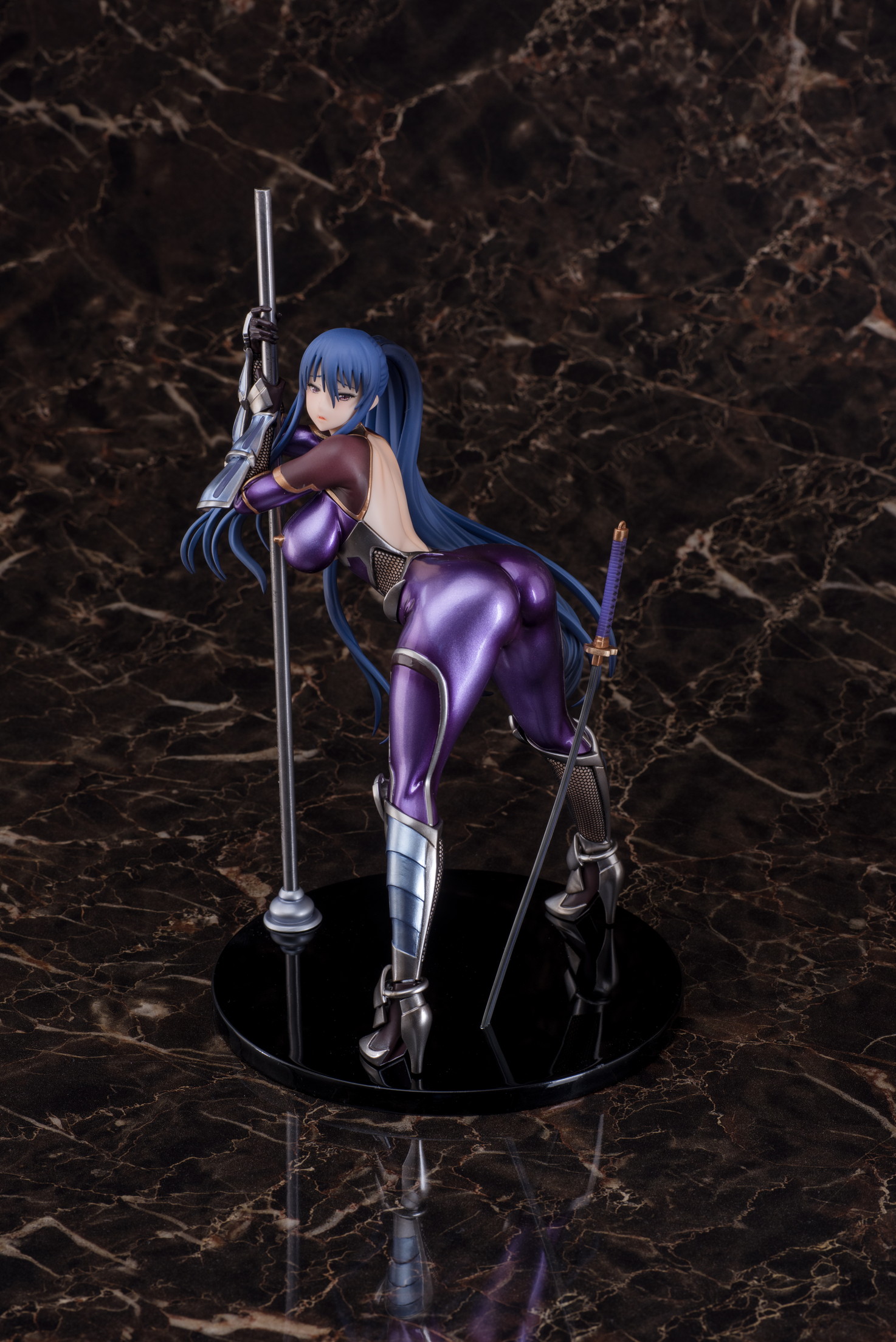Akiyama Rinko QueenTed Pole Dance Ver.