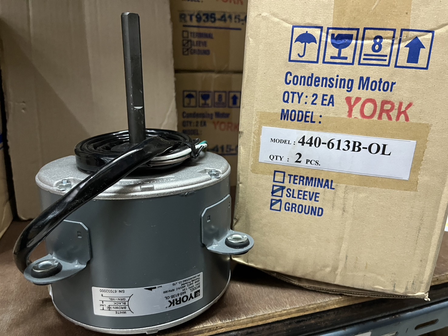 มอเตอร์คอยล์ร้อน YORK 440-613B-OL