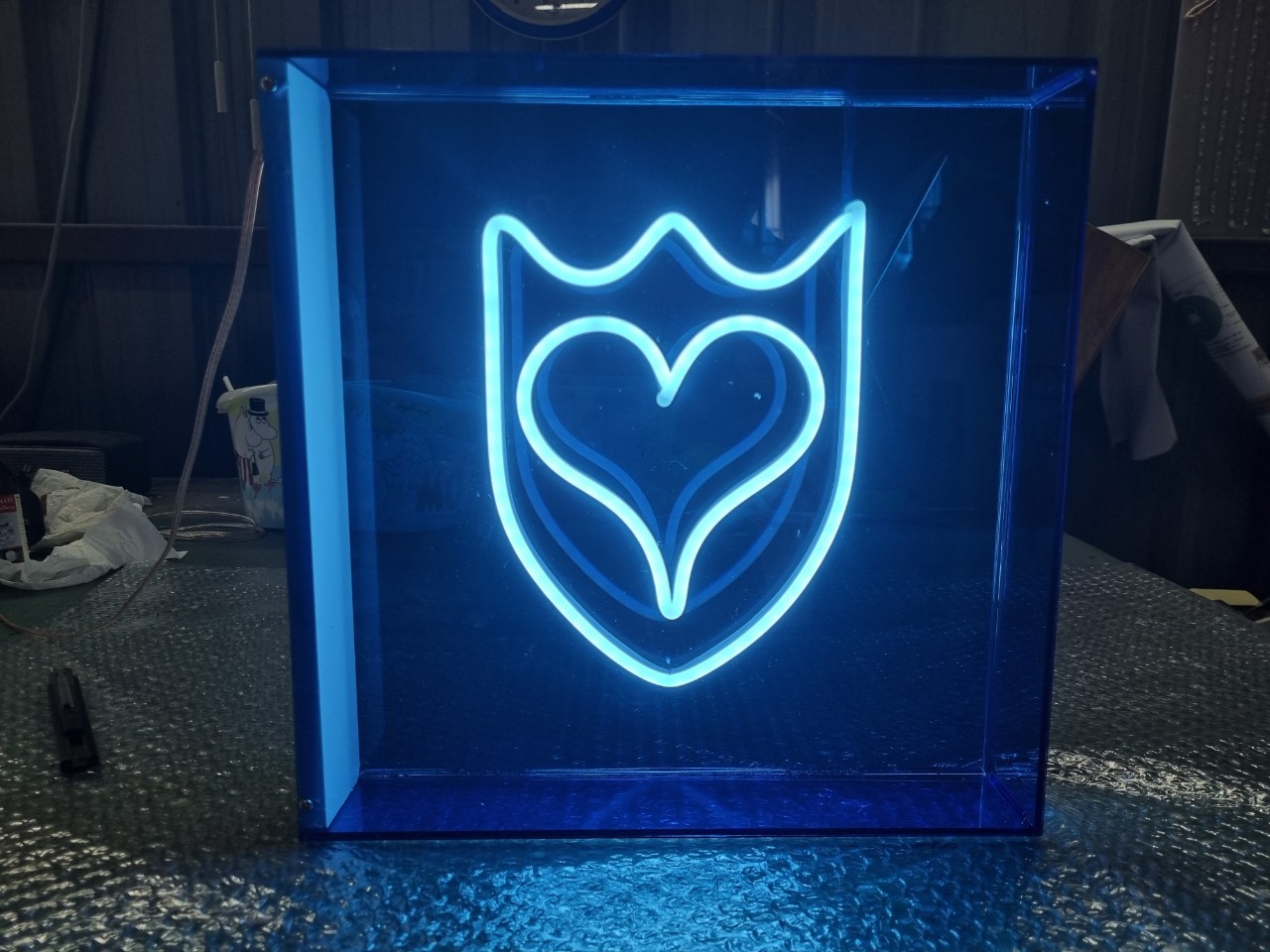 #กล่องอะคริลิคไฟนีออนLED