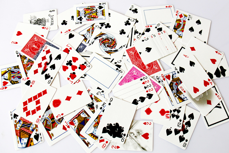 Bicycle Super Gaff (หลังน้ำเงิน)