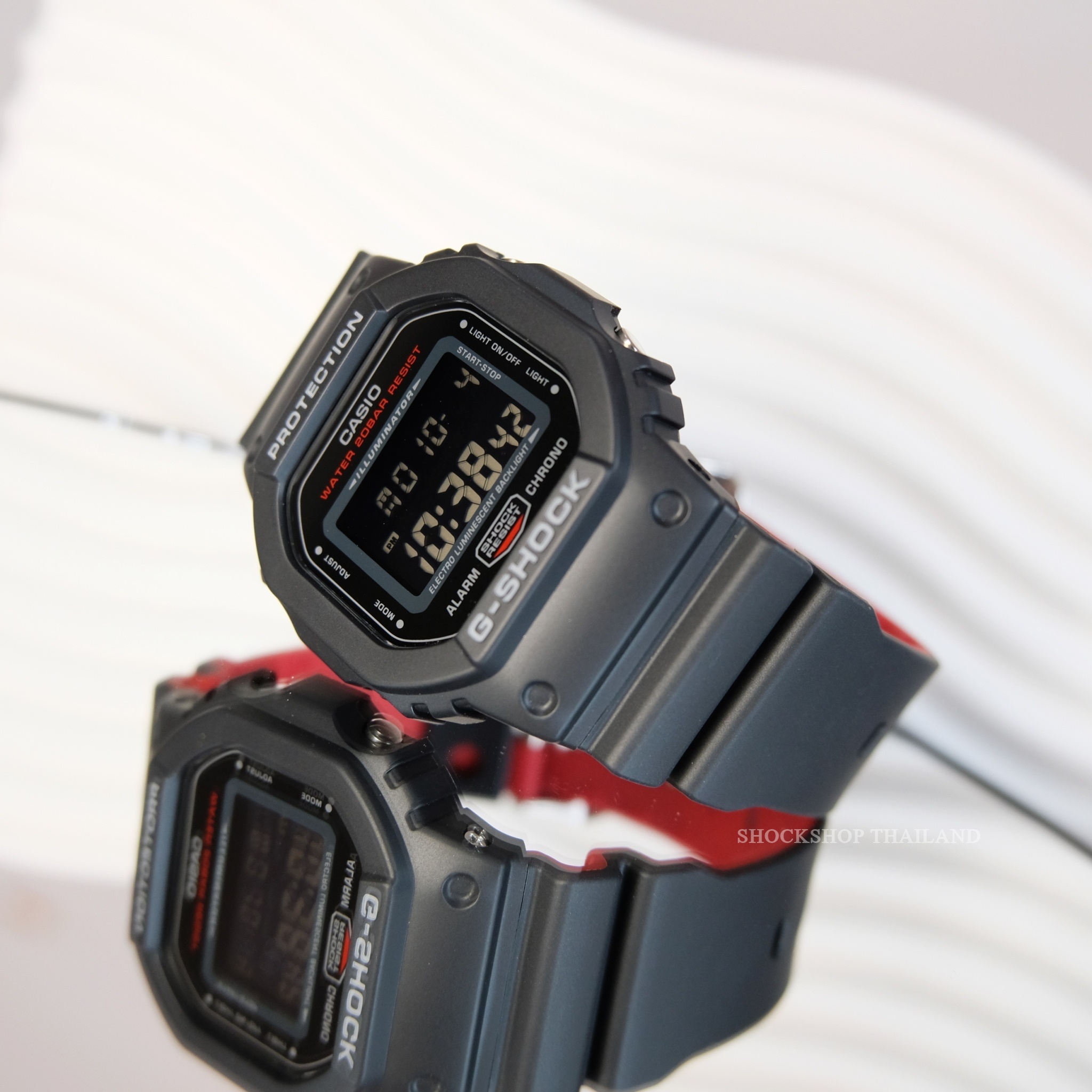 นาฬิกาผู้ชาย CASIO G-Shock รุ่น DW-5600HR-1 ซีรีส์ 5600 จีช็อค