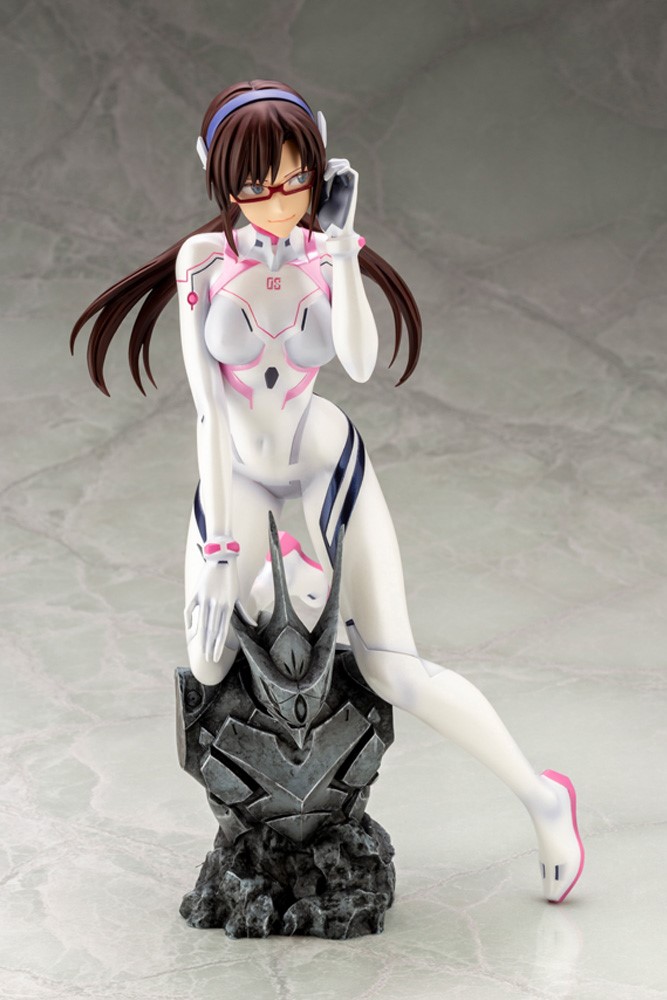 Mari Makinami White Plugsuit ver.