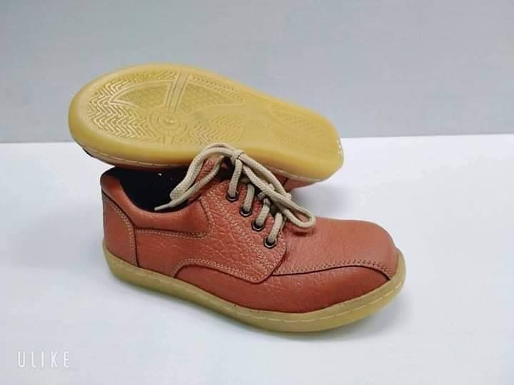 รองเท้าเซฟตี้รุ่นหนังช้างวินเทจหนังลายสีส้ม