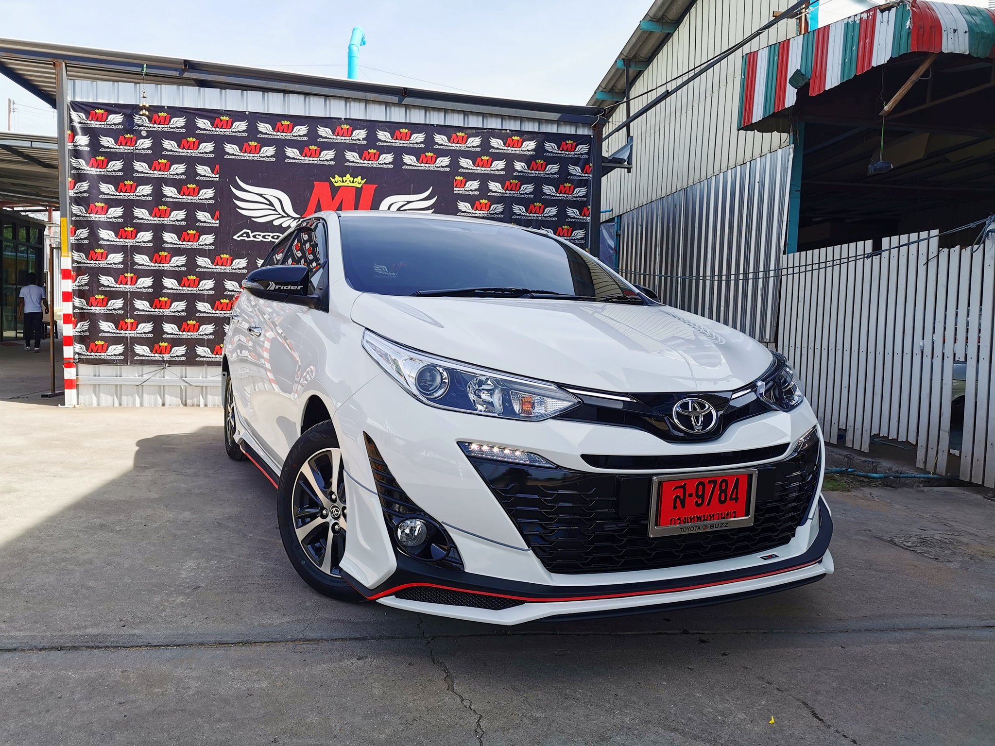 ชุดแต่ง Toyota Yaris Ativ 5D 2017 By M Rider V4