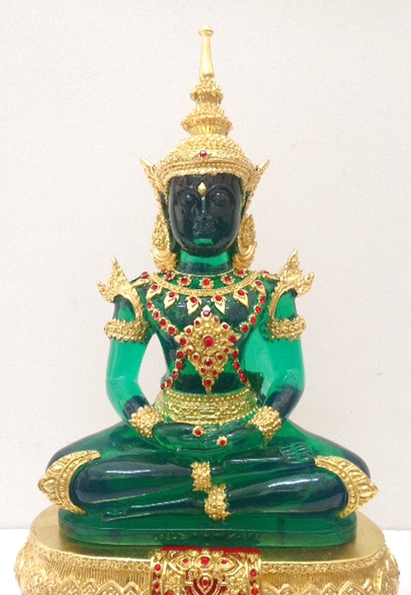 พระแก้วมรกต 9 นิ้ว ชุดฤดูร้อน ปิดทองแท้