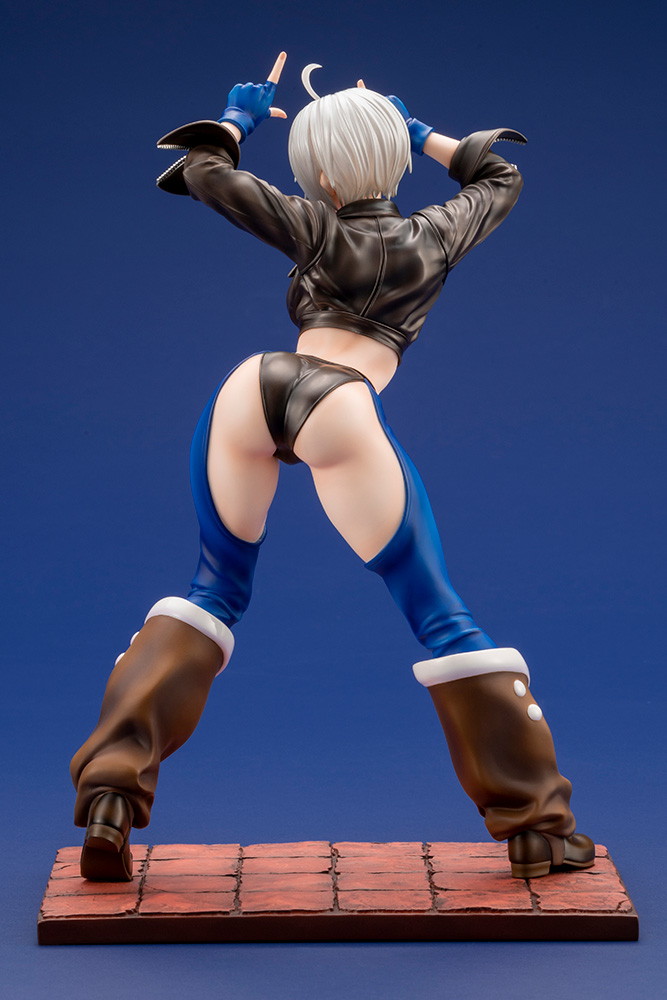 The King of Fighters 2001 - Angel Bishoujo Statue