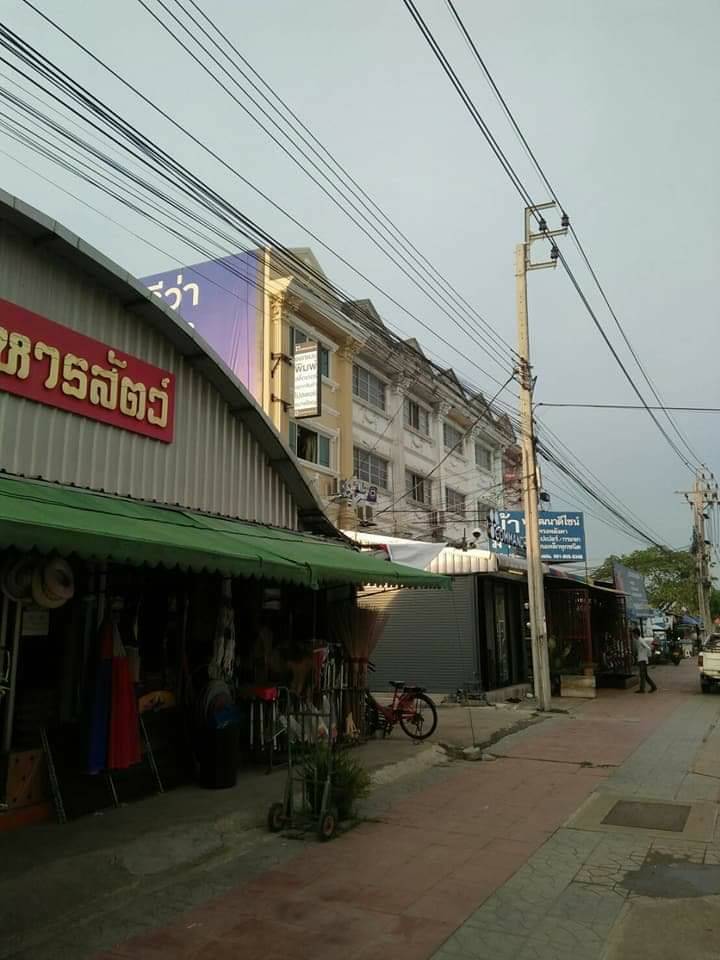 "้ายกล่องไฟร้านทำป้าย ออกแบบพิมพ์สติ๊กเกอร์ ติดตั้งหนองจอกกรุงเทพมหานคร