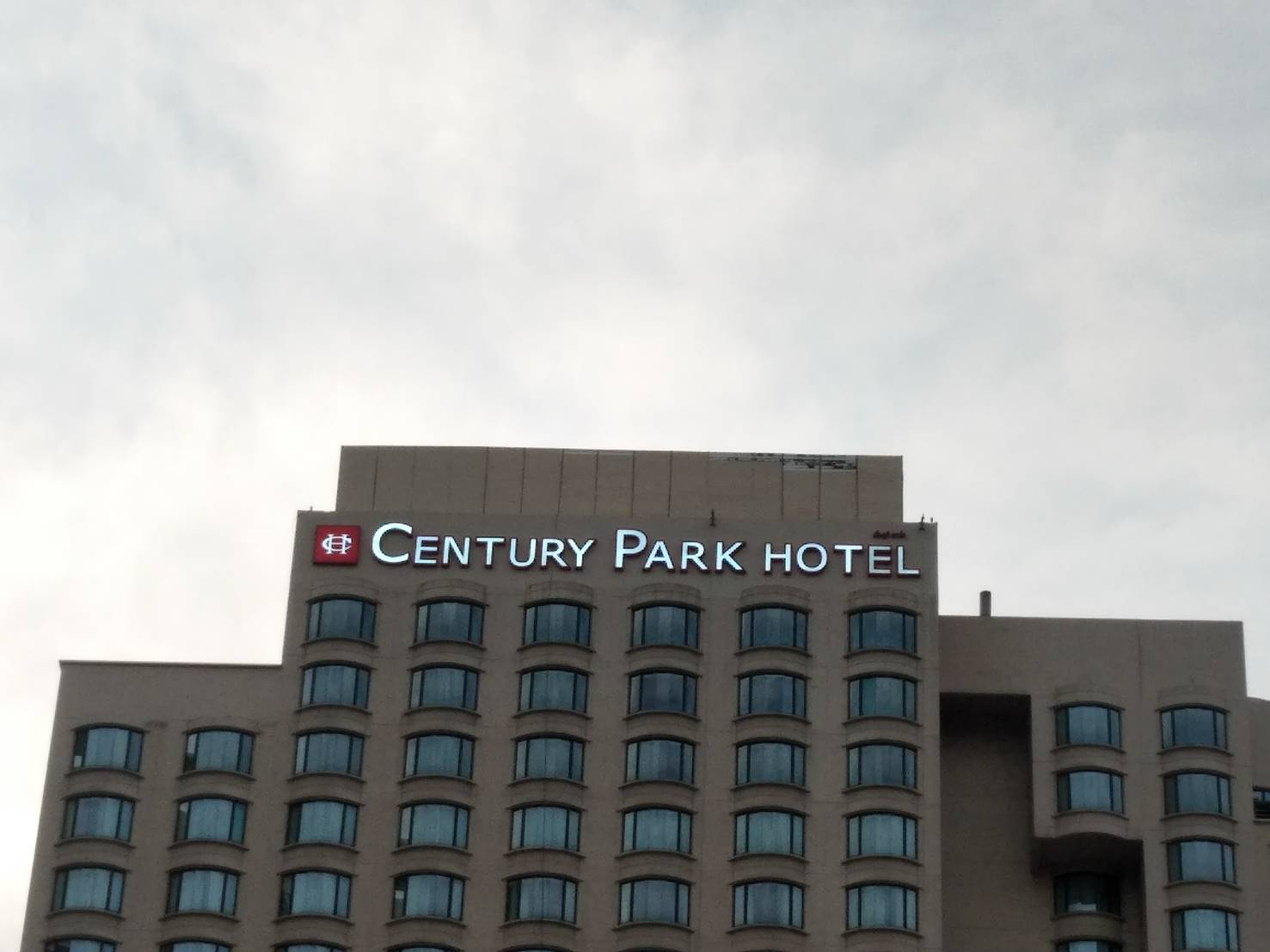 ป้ายตัวอักษรสแตนเลสไฟออกหน้า ไฟ samsung ติดอะคริลิคกระจายแสง - CENTURY PARK HOTEL